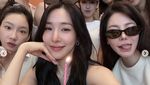 Pesona Tiffany SNSD Saat Makan Bareng Member dan Dapat Coffee Truck