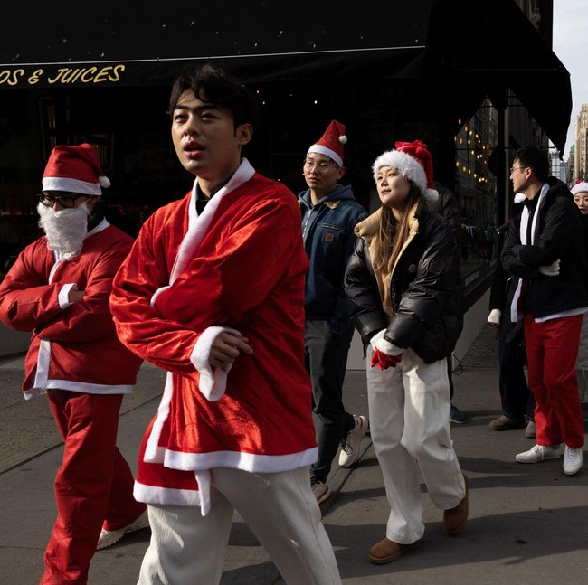 SantaCon Kembali Digelar, New York Diselimuti Nuansa Natal