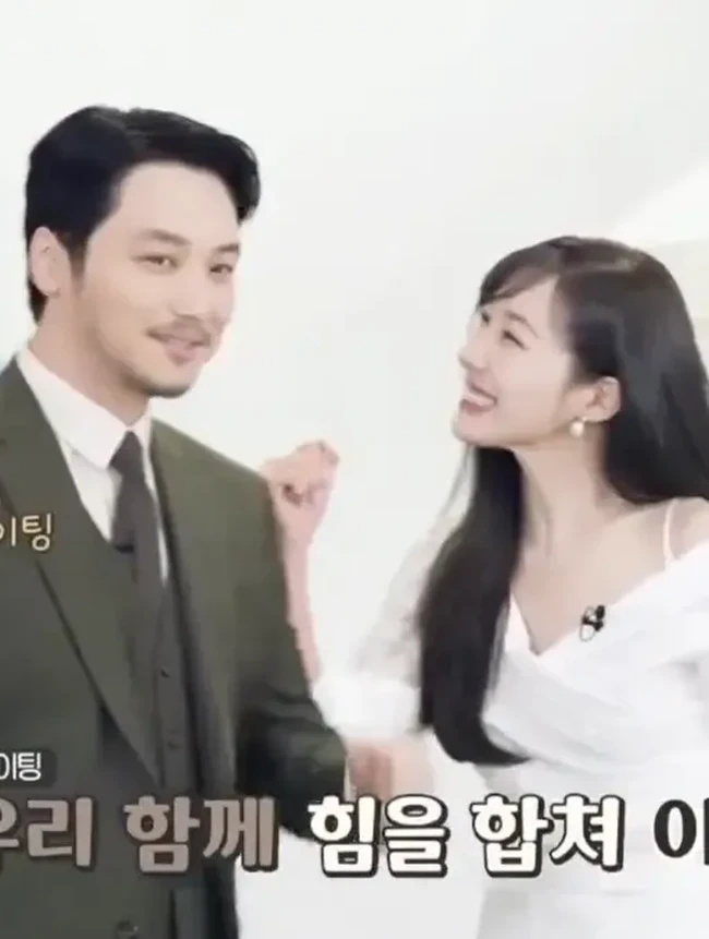 Potret Kedekatan Tiffany Young-Byun Yohan