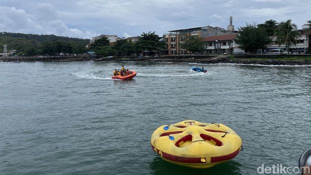 Wahana Watersport di Pangandaran Wahana Watersport di Pangandaran