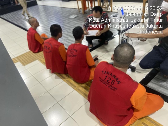 Ammar Zoni dkk dipindah sementara ke Lapas Narkoba Cipinang dari Lapas Nusakambangan.