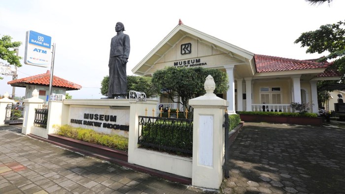 Mengenang Pendiri BRI di Usia 130 Tahun Bank Kerakyatan