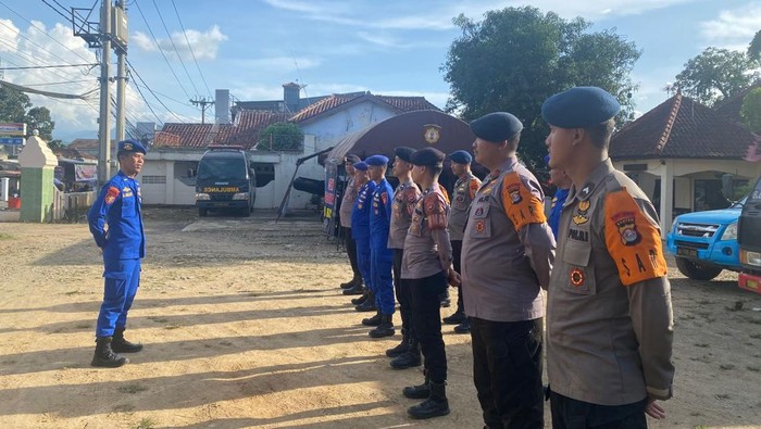 Polda Banten Siagakan Personel SAR di Pandeglang dan Lebak