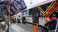 BMKG Ungkap Penyebab Angin Kencang di Jakarta, Diprediksi Sampai 21 Desember