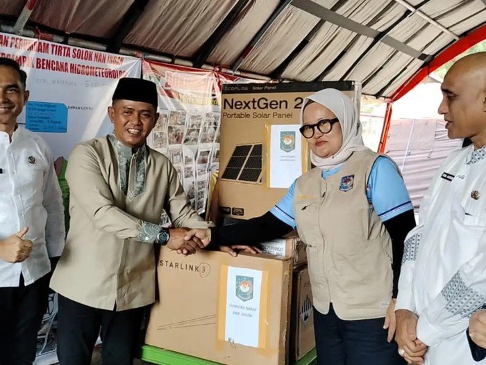 Dukcapil Perkuat Layanan Adminduk Warga Terdampak Bencana di Solok