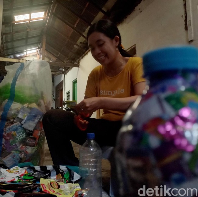 Kampung Tempe di Surabaya Bangkit Lewat Daur Ulang Sampah Plastik