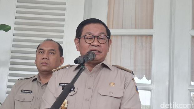 Gubernur DKI Jakarta Pramono Anung (B Belia/detikcom) Gubernur DKI Jakarta Pramono Anung (B Belia/detikcom)