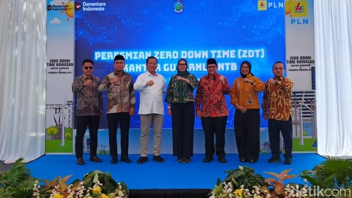 Gubernur NTB Lalu Muhamad Iqbal resmikan sistem kelistrikan zero down time di Pemprov NTB.