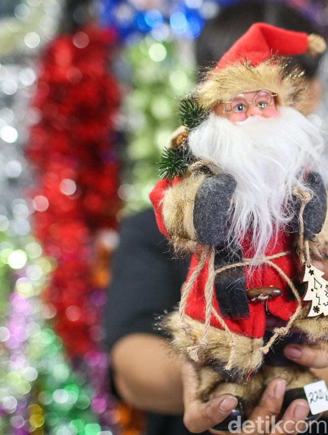Bingkai Sepekan: Warna Warni Sambut Natal dan Persiapan Jelang Tahun Baru