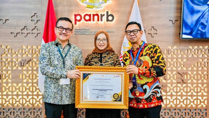 Pemprov Sulsel Raih Penghargaan OPSI KemenPAN-RB Berkat Inovasi PACARITA