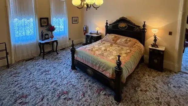 Kamar bergaya pondok. Kamar bergaya pondok.