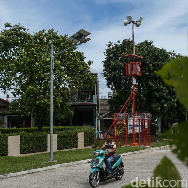 Kawasan Rawan Banjir Bekasi Dipasangi Mesin Peringatan Banjir