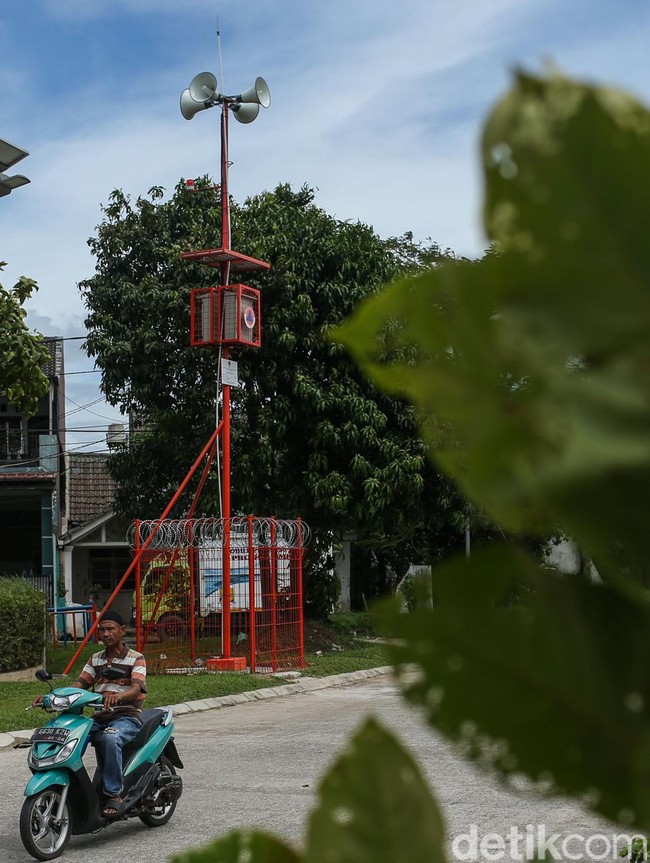 Kawasan Rawan Banjir Bekasi Dipasangi Mesin Peringatan Banjir