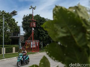 Kawasan Rawan Banjir Bekasi Dipasangi Mesin Peringatan Banjir