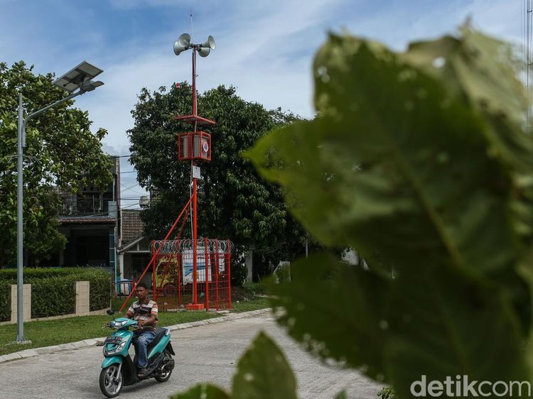 Kawasan Rawan Banjir Bekasi Dipasangi Mesin Peringatan Banjir
