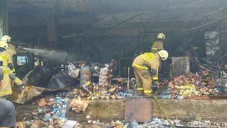 Pemprov DKI Akan Bentuk Tim Investigasi Usut Kebakaran Pasar Induk Kramat Jati