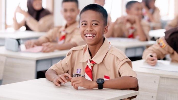 Kisah Fajri, Pencari Rumput yang Gapai Asa Jadi Tentara di Sekolah Rakyat