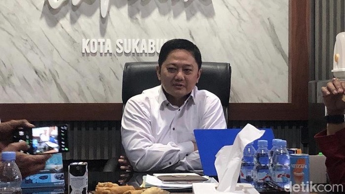 Tersangka Korupsi, Kadisdukcapil Sukabumi Tetap Terima Gaji-Tunjangan