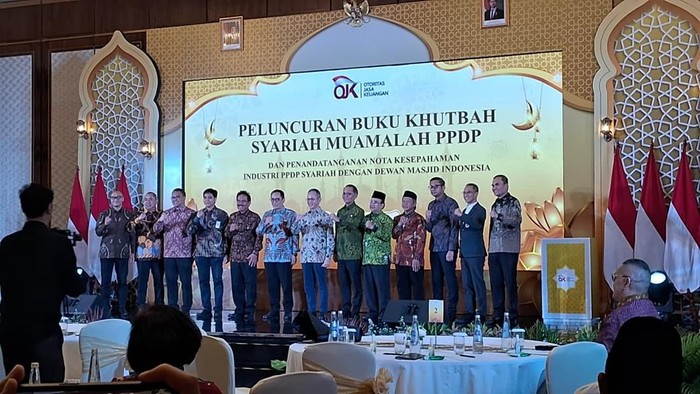 OJK Luncurkan Buku Khutbah Biar Masyarakat Melek Asuransi