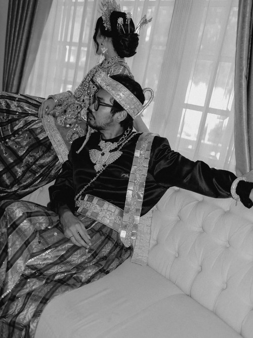 Oslo Ibrahim menikah dengan Diandra.