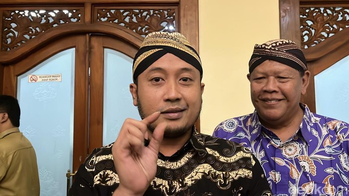 PB XIV Mangkubumi Ungkap Isi Pertemuan dengan Fadli Zon di Jakarta
