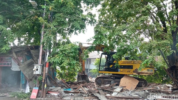 Pemkot Cirebon Ratakan Sukalila, Pedagang Relokasi ke Pasar Pagi