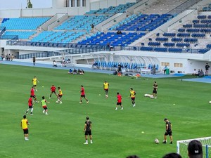 Tiket Laga Uji Coba Persela Vs Persekat Laris Manis, Tersisa VIP