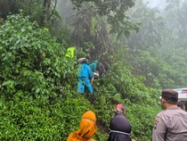 Korban Tewas Fortuner Terjun ke Jurang Jalur Bromo Jadi 2 Orang