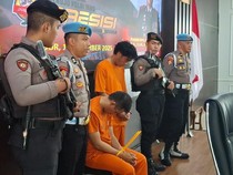 Video Detik-detik Pengejaran Pelaku Ganjal ATM, Polisi Lepas Tembakan