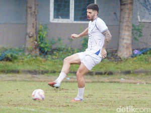 Eks Pemain Persipura Asal Iran Ali Nouri Trial di PSIS Semarang