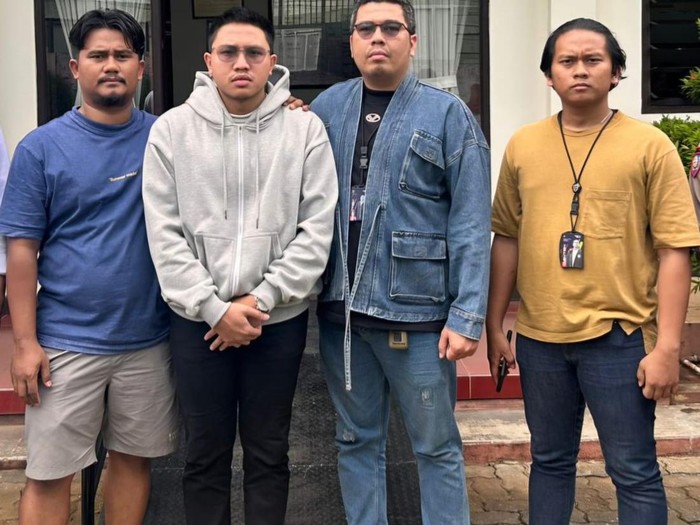 Tampang Resbob Kala Diciduk Polisi Usai Hina Suku Sunda