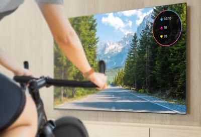 TV & Audio Samsung Bisa Ubah Ruang Keluarga Jadi Studio Fitness!
