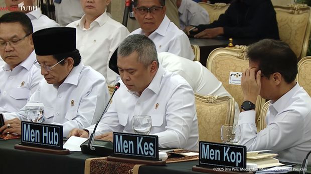 Suasana arahan Presiden Prabowo pada Sidang Kabinet Paripurna, Istana Negara, Senin (15/11/2025). (Tangkapan layar Youtube Setpres RI)