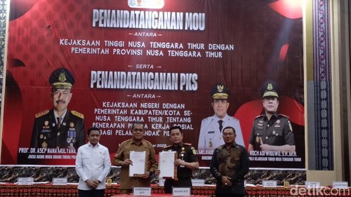 Suasana proses Penandatanganan MoU yang berlangsung di Aula El Tari Kupang, Senin (15/12/2025).