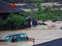 Sungai Kembali Meluap di Batu Busuk Padang, Warga Dievakuasi