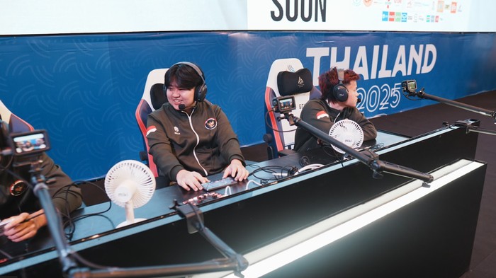 Indonesia kembali menambah medali perunggu dari cabor esports. Sebelumnya Timnas Esports Indonesia berhasil memperolehnya di nomor pertandingan FC Online, dan kini medali perunggu diraih oleh Timnas Mobile Legends Men.