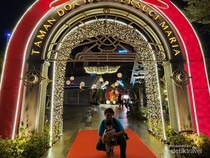 Menikmati Suasana Natal di Taman Doa Hati Tersuci Maria