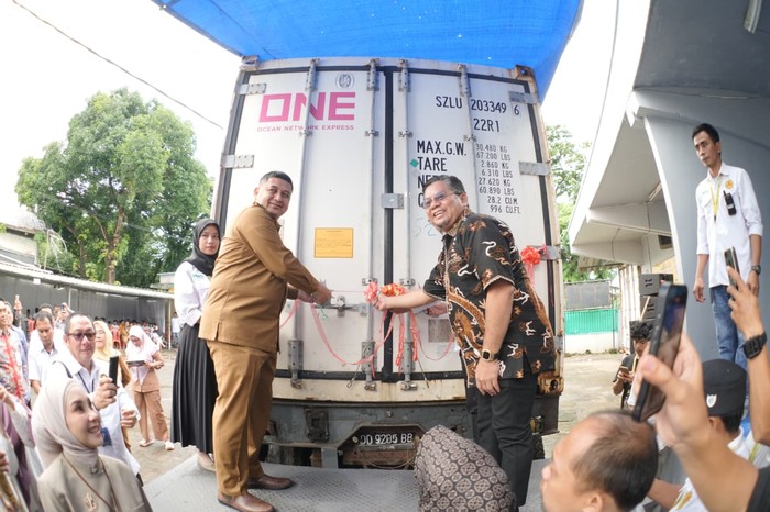 Walkot Makassar Lepas Ekspor Perdana Gurita ke Jepang
