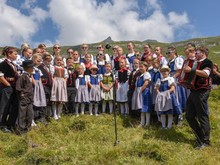 Tradisi Nyanyian Yodel Jadi Warisan Budaya Takbenda Swiss