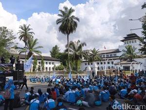 Pemprov Jabar Banding Putusan UMSK, Buruh Ancam Kepung Gedung Sate