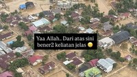 Akhirnya, Andien hanya bisa berangkat sendiri ke Aceh Timur dengan helikopter dengan membawa banyak donasi. Selama berada di Sumatera, Andien didampingi oleh suami. Inilah kondisi Aceh yang Andien lihat saat berada di udara. Ya Allah dari atas sini benar-benar kelihatan jelas, tulisnya dengan emoji menangis. Foto: Instagram @andien