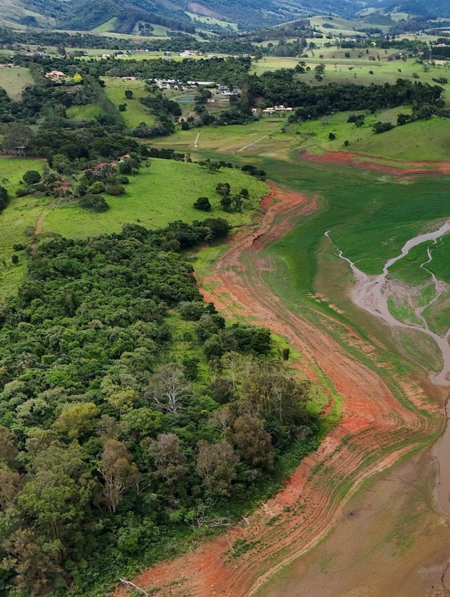 Bendungan di Brasil Kering, Hampir Berubah Jadi Savana