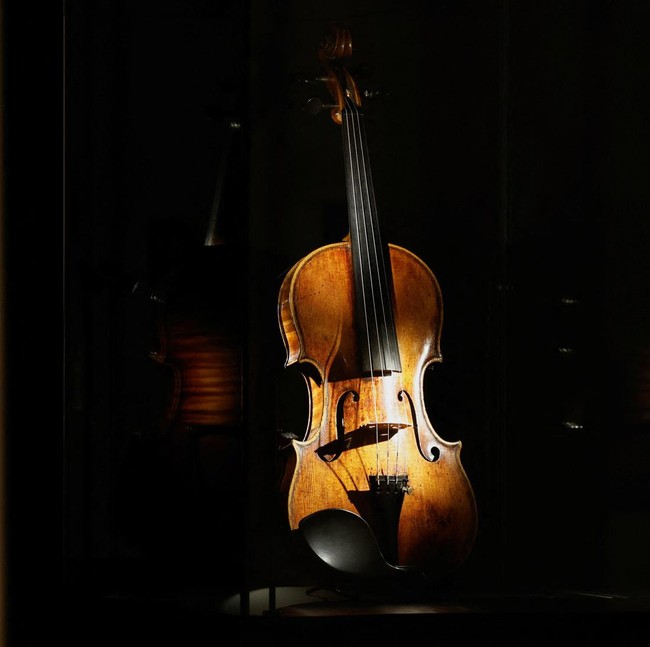 Biola Legendaris Guarneri del Gesu Siap Dilelang, Harga Ditaksir Rp39 Miliar