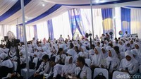 Dalam kunjungan itu, BNN mengajak seluruh elemen sekolah, mulai dari siswa, guru, hingga tenaga pendidik, untuk merapatkan barisan dan menggelorakan semangat war on drugs for humanity.