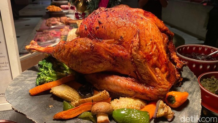 Buffet Natal di Hotel Bintang 5 Jakarta, Ada Roasted Wagyu hingga Seafood Tower