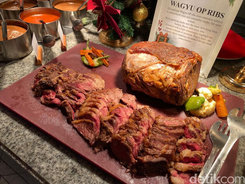 Buffet Natal di Hotel Bintang 5 Jakarta, Ada Roasted Wagyu hingga Seafood Tower Buffet Natal di Hotel Bintang 5 Jakarta, Ada Roasted Wagyu hingga Seafood Tower