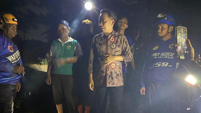 Bupati Fawait Tinjau Lokasi Perumahan Terdampak Banjir di Jember