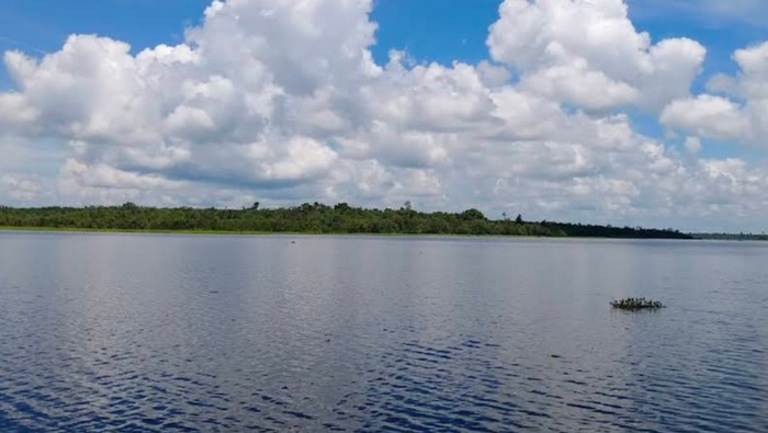 Desa Sembuluh di Kalimantan Tengah.