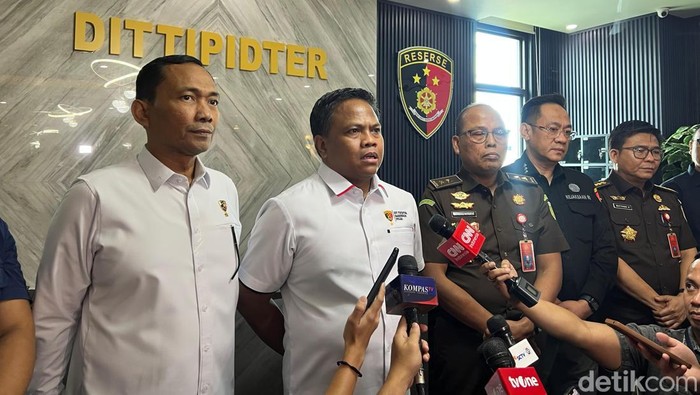 Polri Usut Dugaan Pidana Lingkungan hingga TPPU Terkait Gelondongan Kayu di Sumut