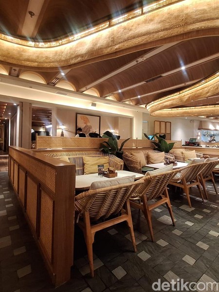 East Quarter Grand Indonesia, Restoran Pan-Asian dengan Interior Estetik